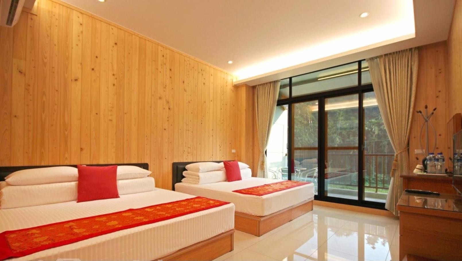 Qian'S Garden Inn Lugu Exterior photo